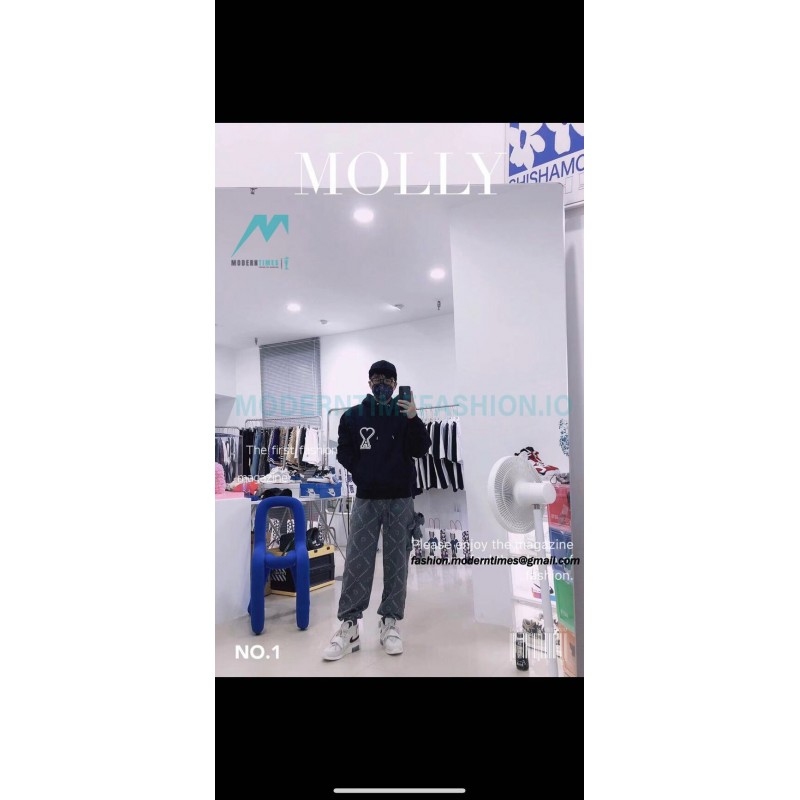 Ami - 23fw Patterned Love Embroidered Hoodie