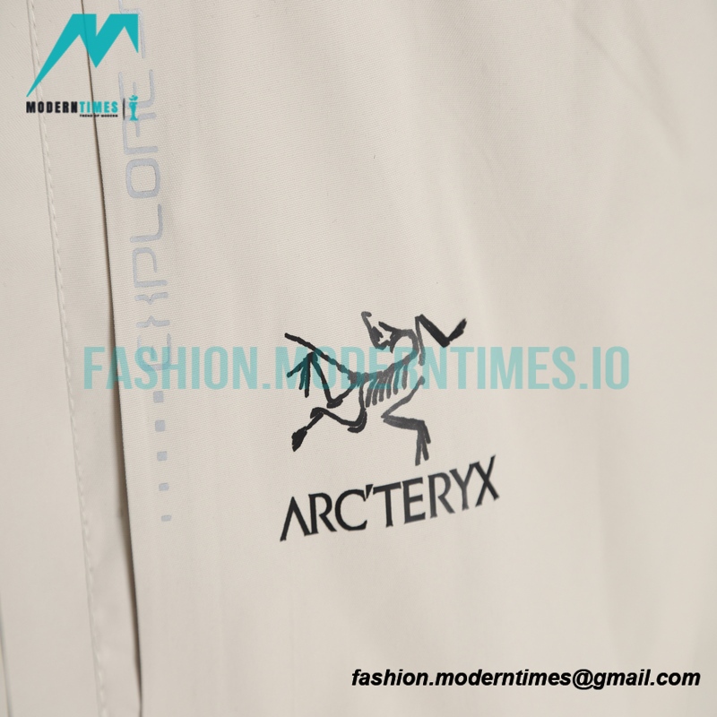Arc Teryx - Functional Stereoscopic Cutting Charge Jacket