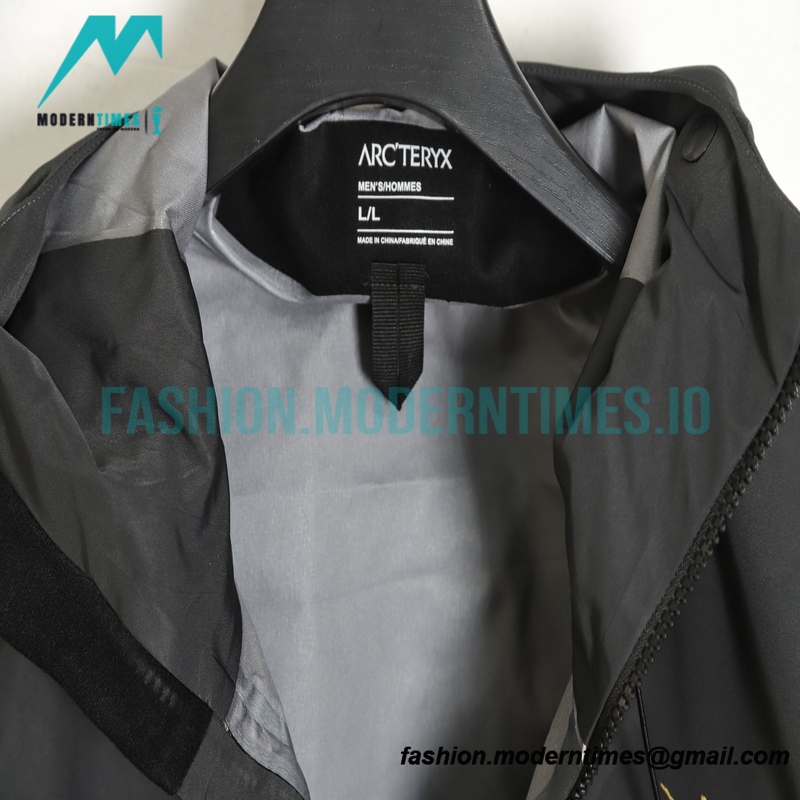 Arc Teryx - Palace Co-branded Collision Color Jackets