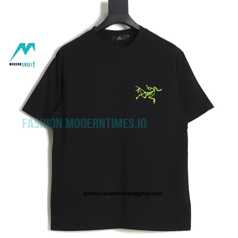 Arc Teryx - Big Logo Short Sleeves On Back