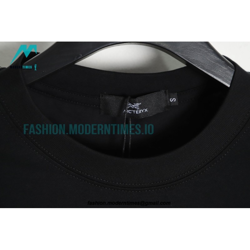 Arc Teryx - Big Logo Short Sleeves On Back