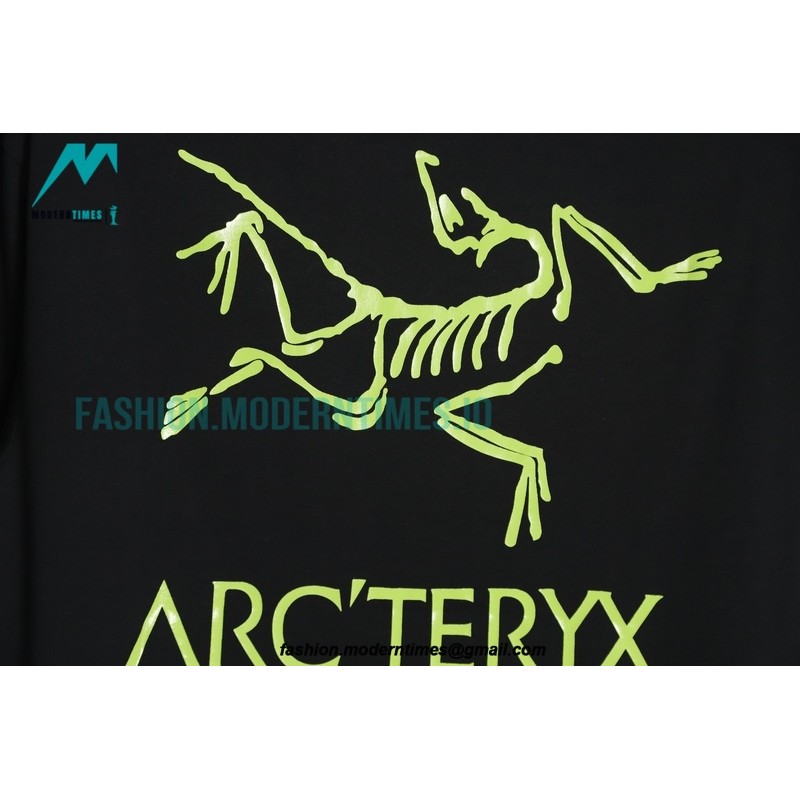 Arc Teryx - Big Logo Short Sleeves On Back
