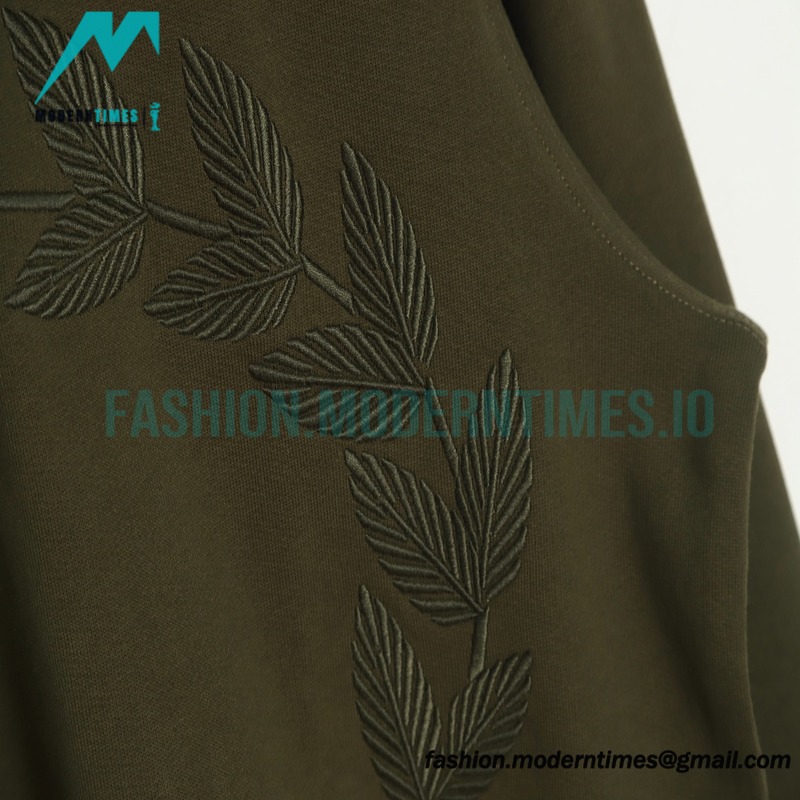Burberry - 22FW Oak Leaf Olive Branch Badge Embroidered Crew Neck Hoodie