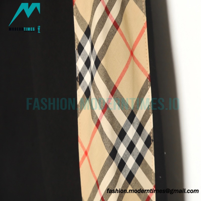 Burberry - Classic Plaid Striped Hoodie