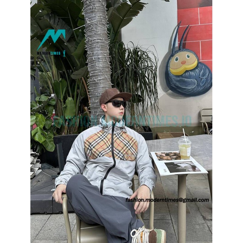 Burberry - Chest Check Logo Trench Coat