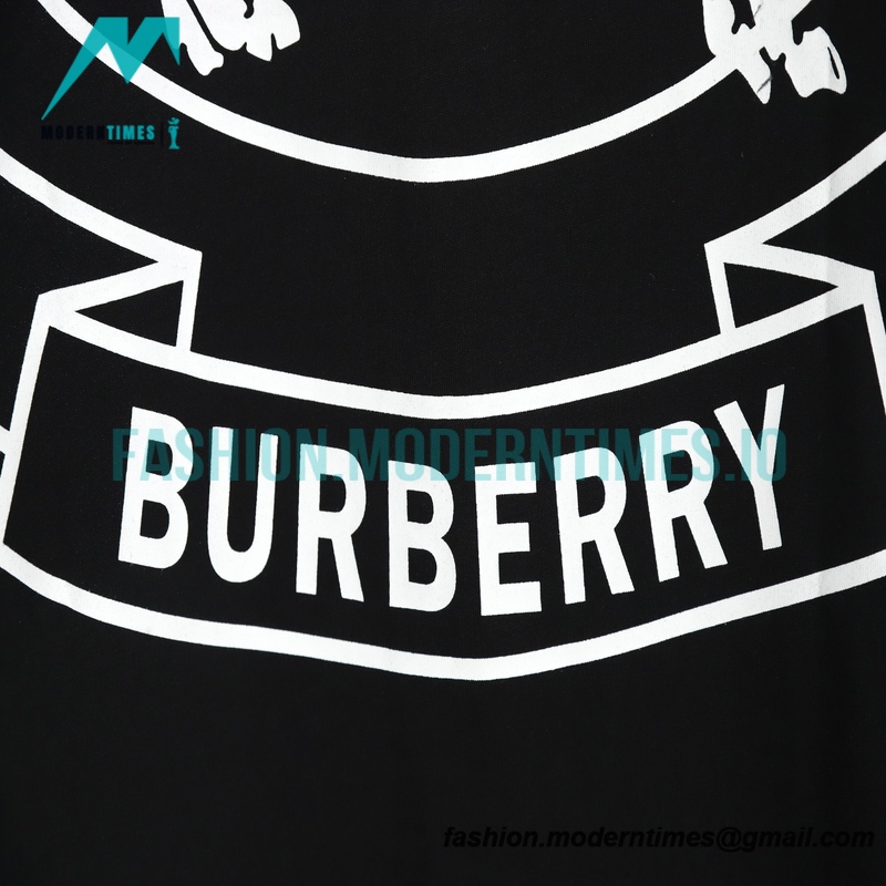Burberry - Back New War Horse Print Short Sleeve T-shirt