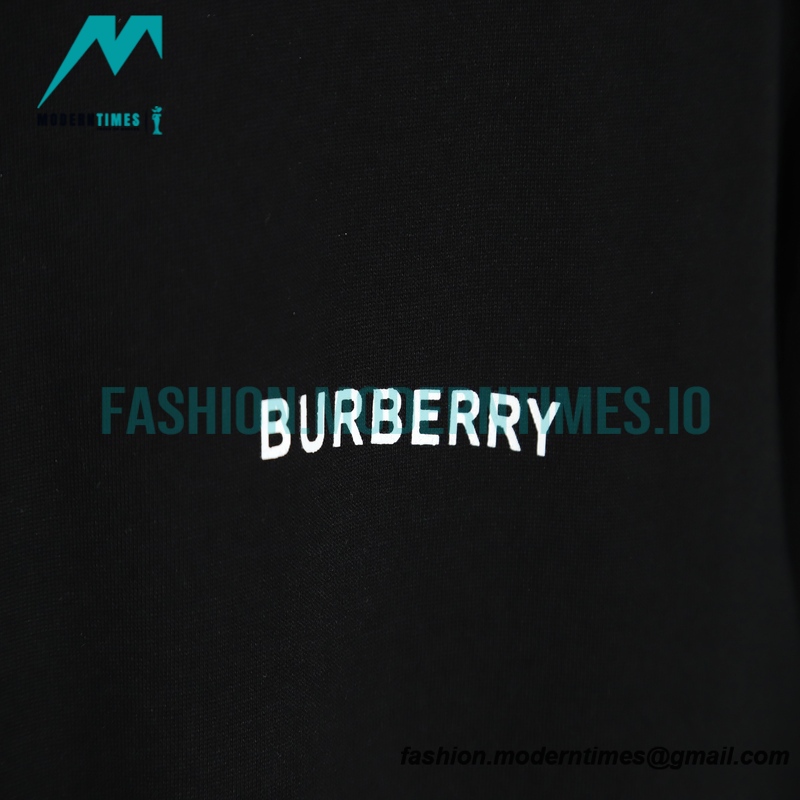 Burberry - Back New War Horse Print Short Sleeve T-shirt