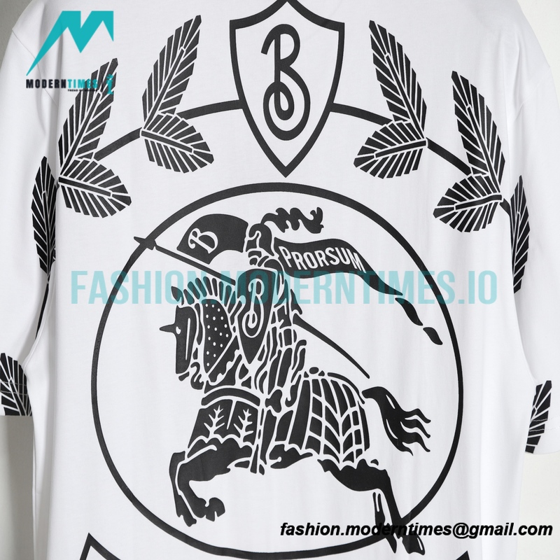 Burberry - Back New War Horse Print Short Sleeve T-shirt