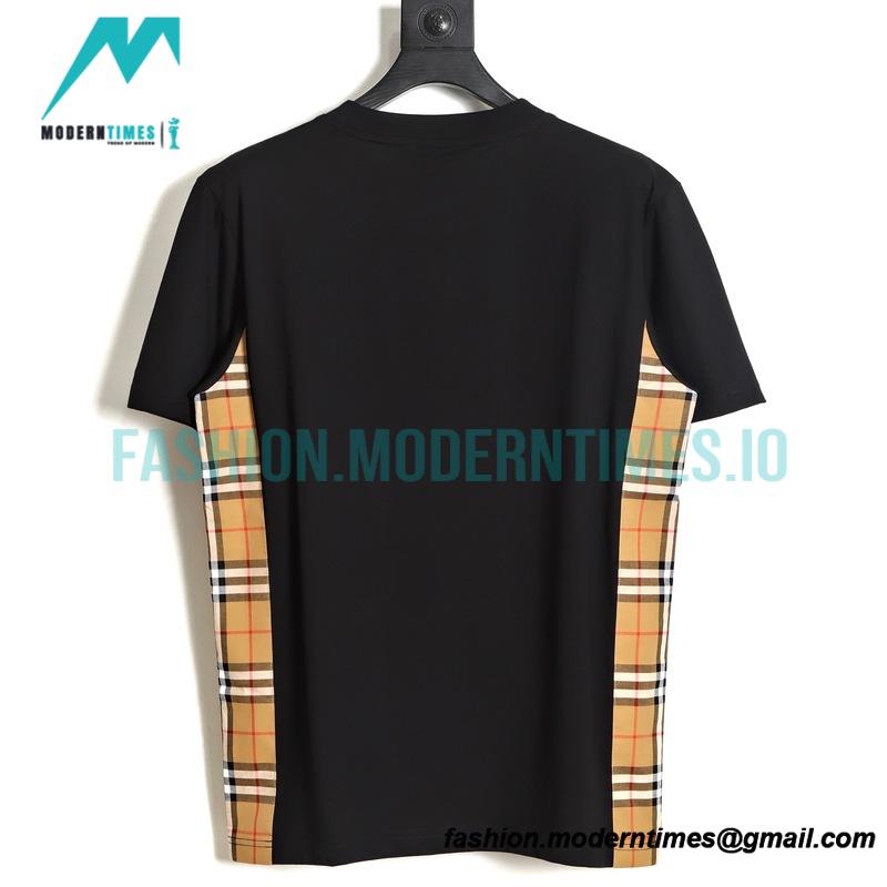 Burberry - Short Sleeved T-shirt With B Label Embroidery Stitched On The Chest