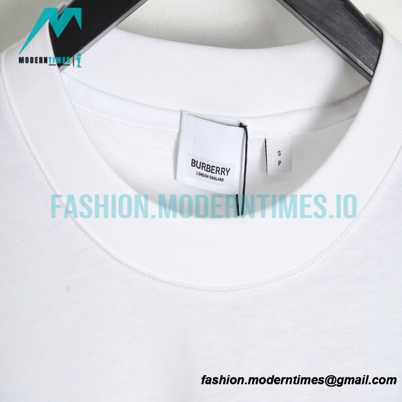 Burberry - Short Sleeved T-shirt With B Label Embroidery Stitched On The Chest