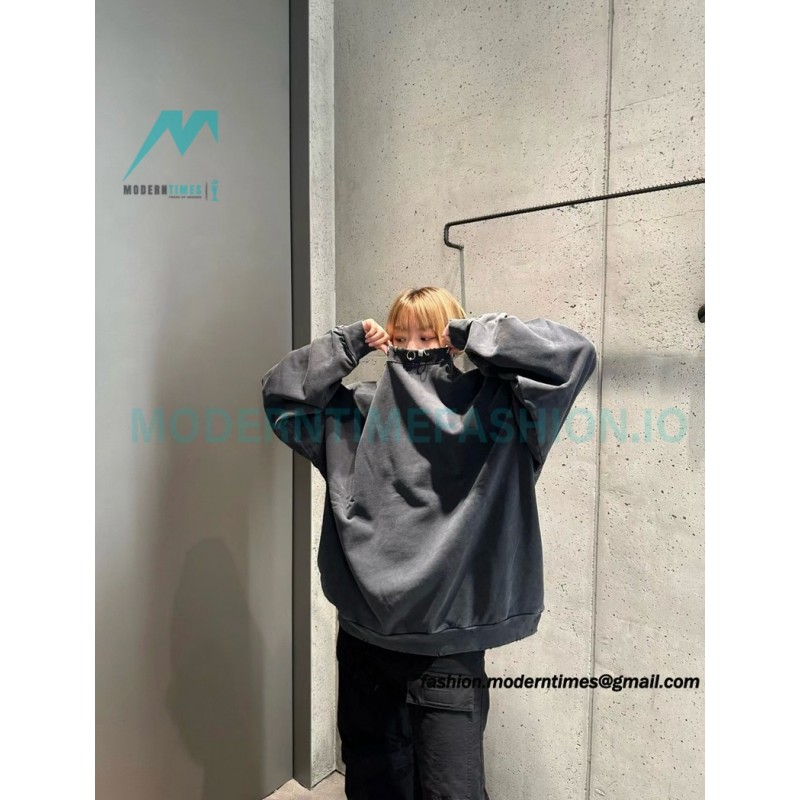 Balenciaga - 23FW Wash Round Neck Hoodie With Puncture Buckle