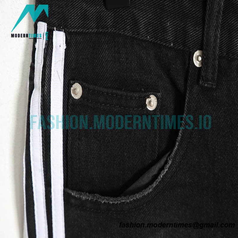 Balenciaga - Adidas 23SS Ripped Denim Shorts Pants With Striped 