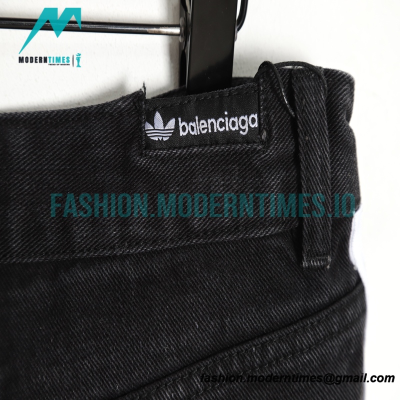 Balenciaga - Adidas 23SS Ripped Denim Shorts Pants With Striped 