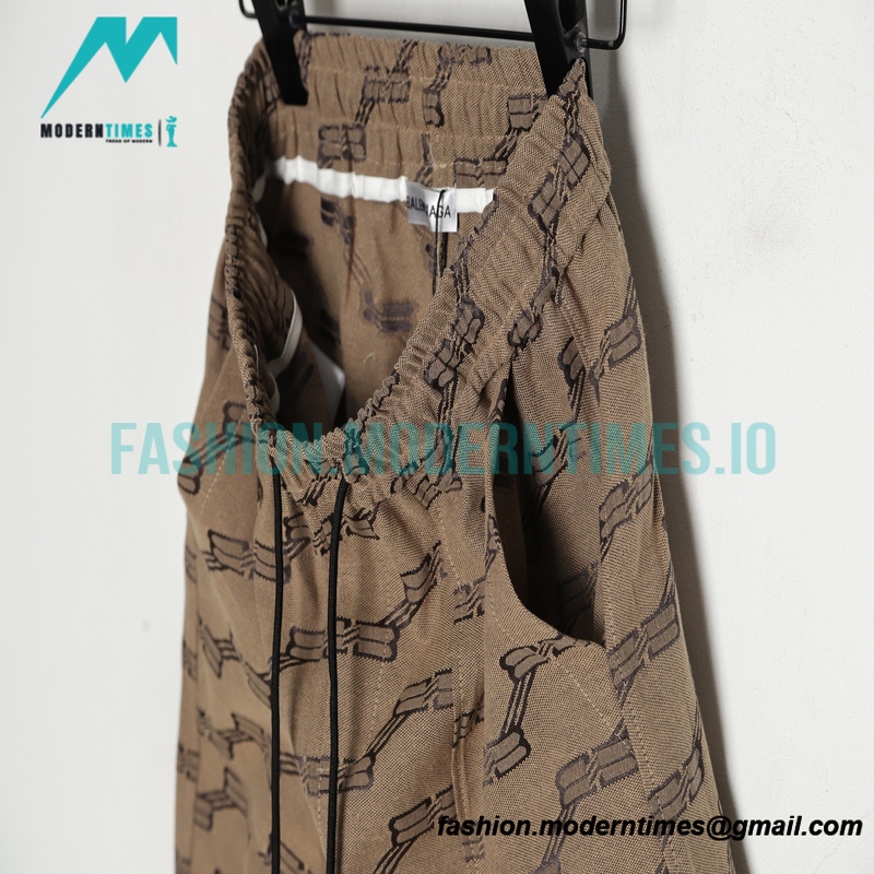 Balenciaga - Printed Jacquard Double B Words Shorts Pants