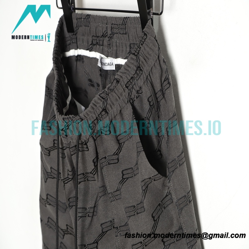 Balenciaga - Printed Jacquard Double B Words Shorts Pants