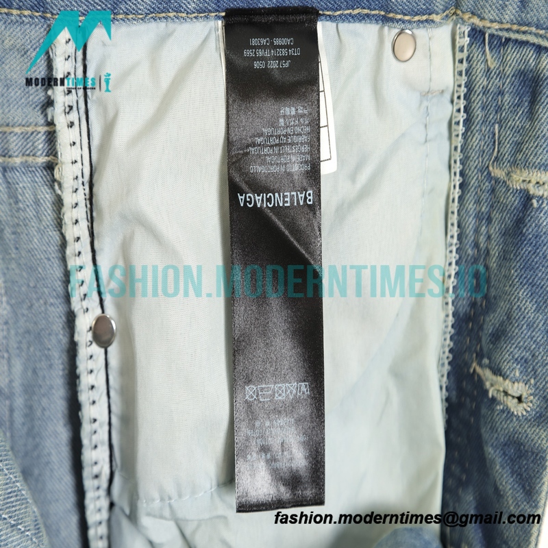 Balenciaga - Wash Loose Jeans