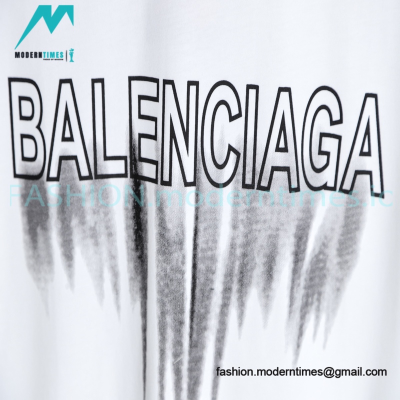 Balenciaga - Fluid Graffiti Print Short Sleeve