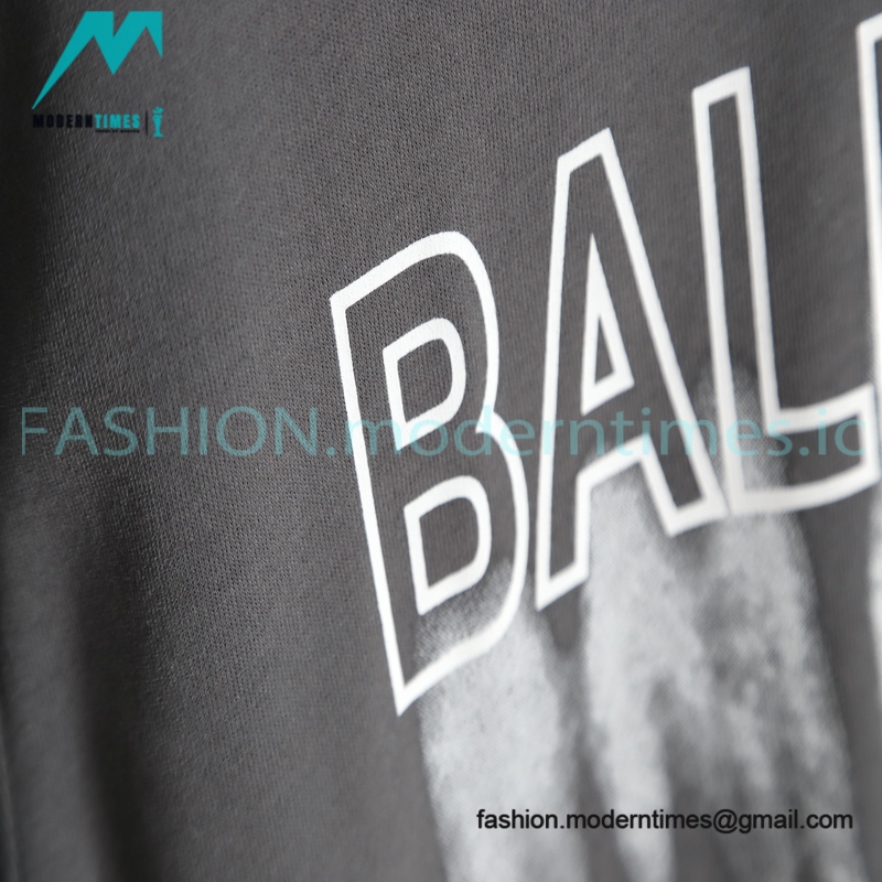 Balenciaga - Fluid Graffiti Print Short Sleeve