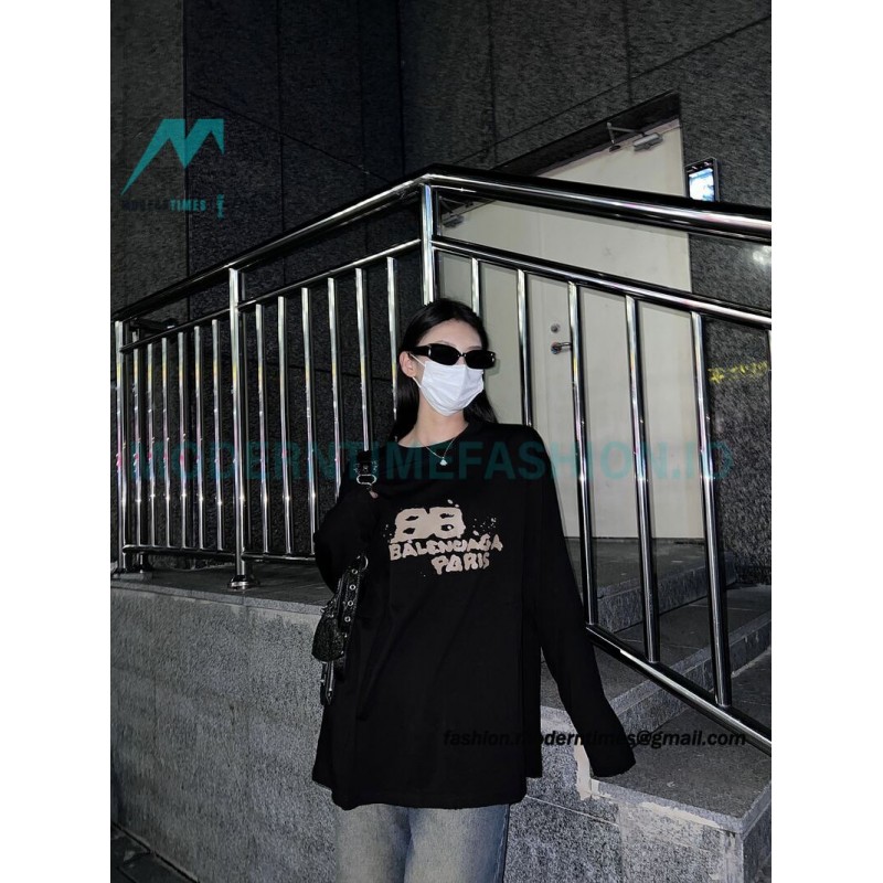 Balenciaga - Graffiti Double B Print Long Sleeve T-shirt