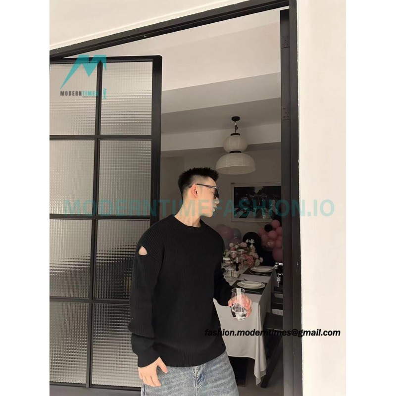 Bottega Veneta - 23FW Hollowed-out Shoulder Crewneck Sweater