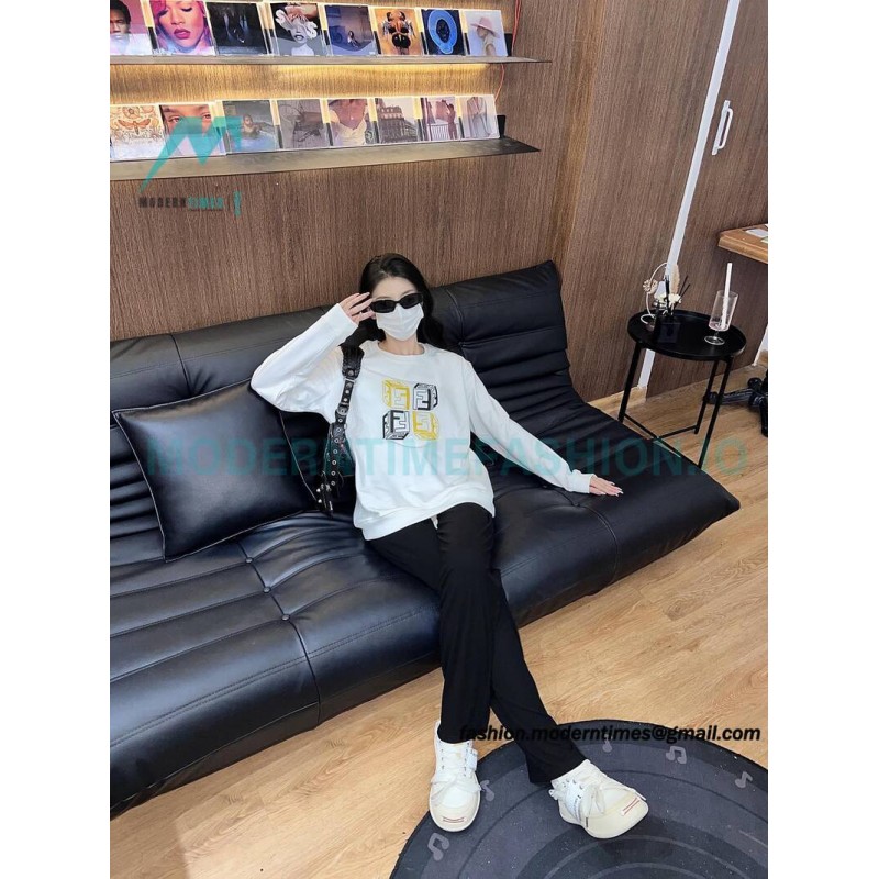Fendi - Double F Embroidered Logo Round Neck Hoodie