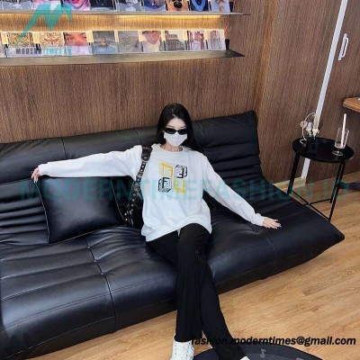 Fendi - Double F Embroidered Logo Round Neck Hoodie
