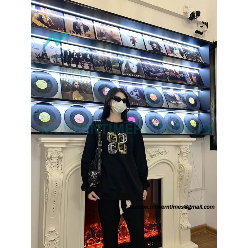Fendi - Double F Embroidered Logo Round Neck Hoodie