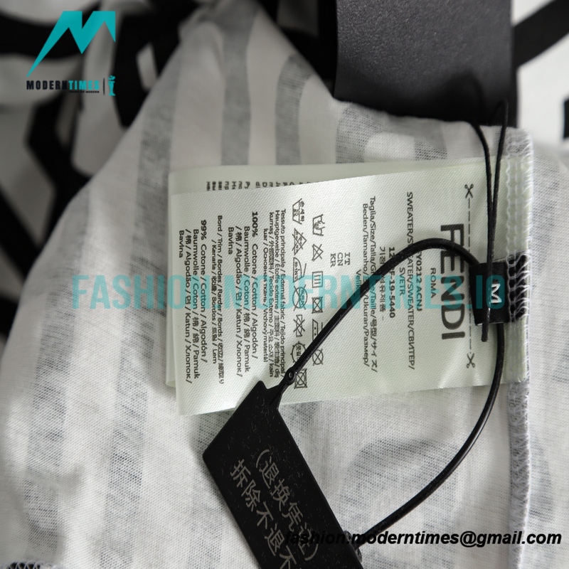 Fendi- 23SS Black-White Full Letter-printed Short-sleeved T-shirt