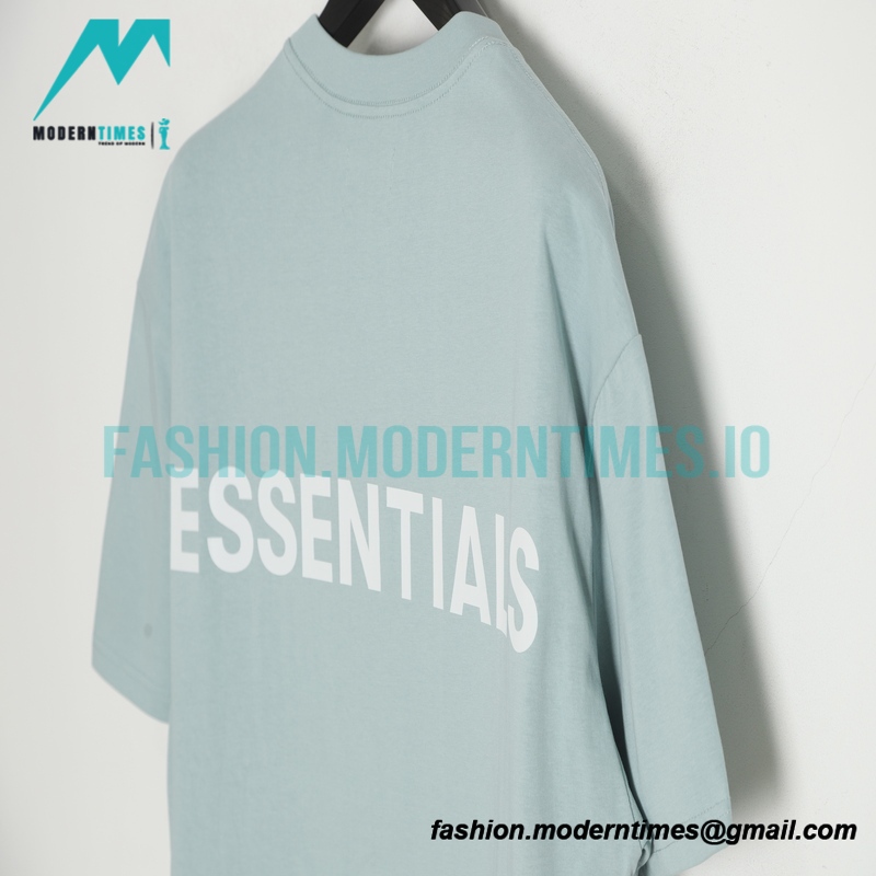 Fear Of God - Short Sleeve T-shirt With Reflective Letter Print On The Back