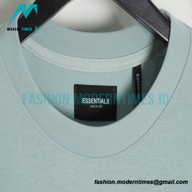 Fear Of God - Short Sleeve T-shirt With Reflective Letter Print On The Back