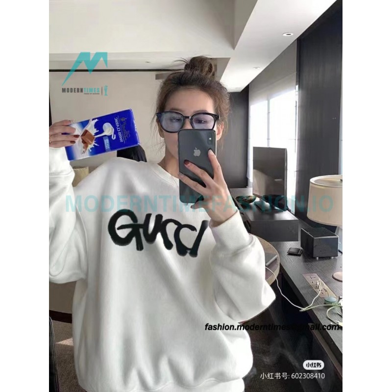 Gucci - Foam Letter Print Crew Neck Hoodie