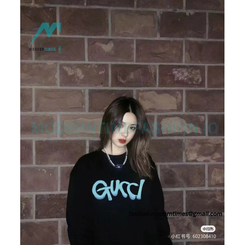 Gucci - Foam Letter Print Crew Neck Hoodie