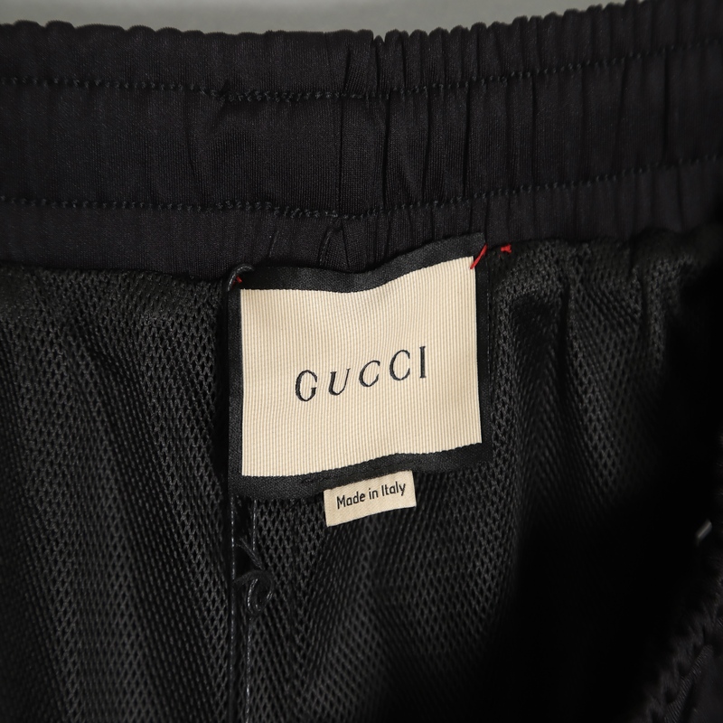 Gucci - Classic Striped Athleisure Shorts Pants