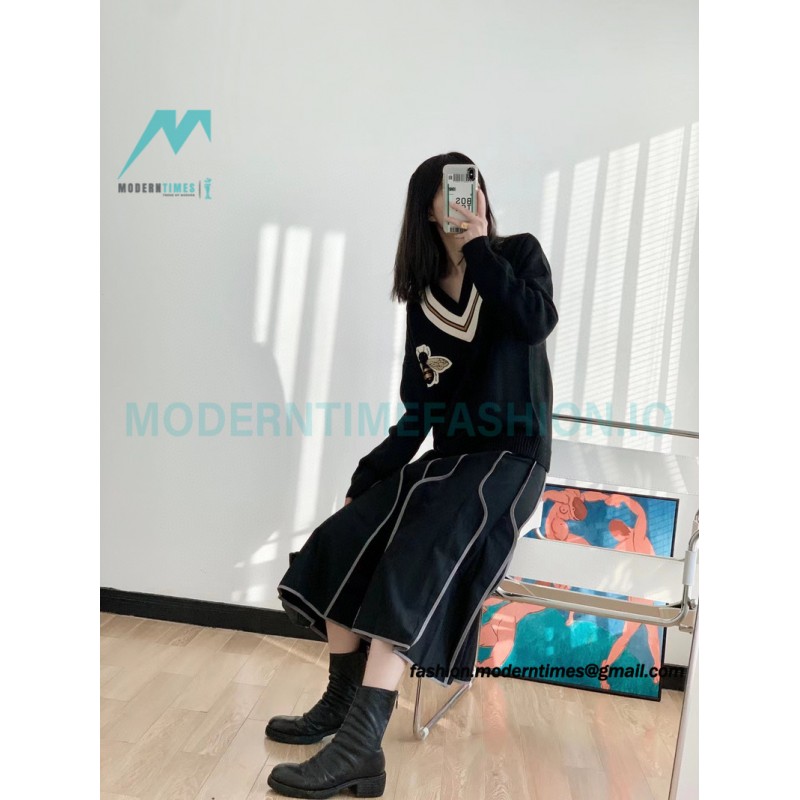 Gucci - 23ss classic Bee V-neck sweater