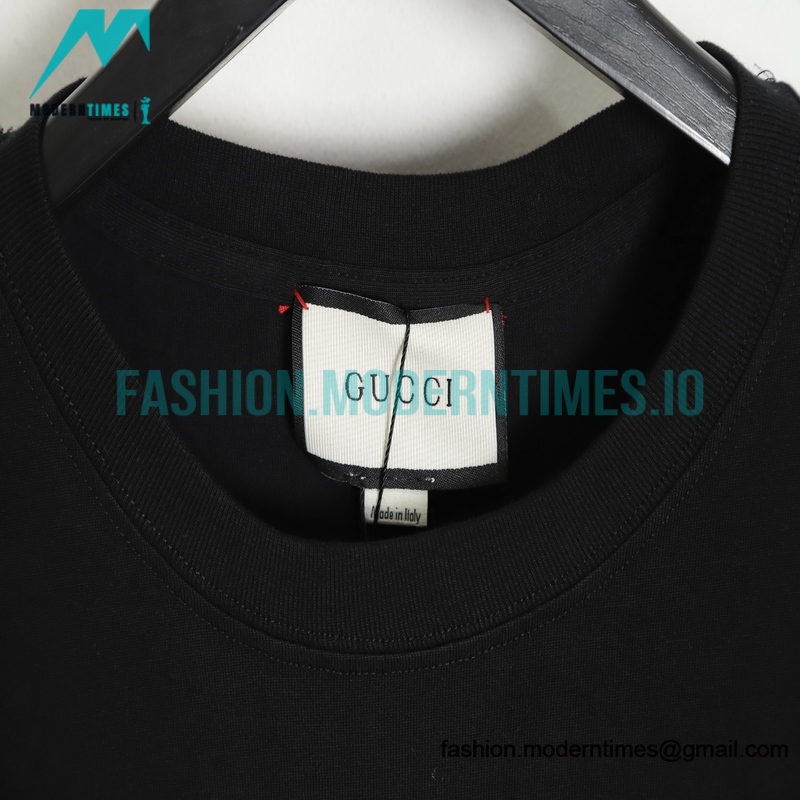 Gucci - 23SS Graffiti Print Short-sleeved T-shirt