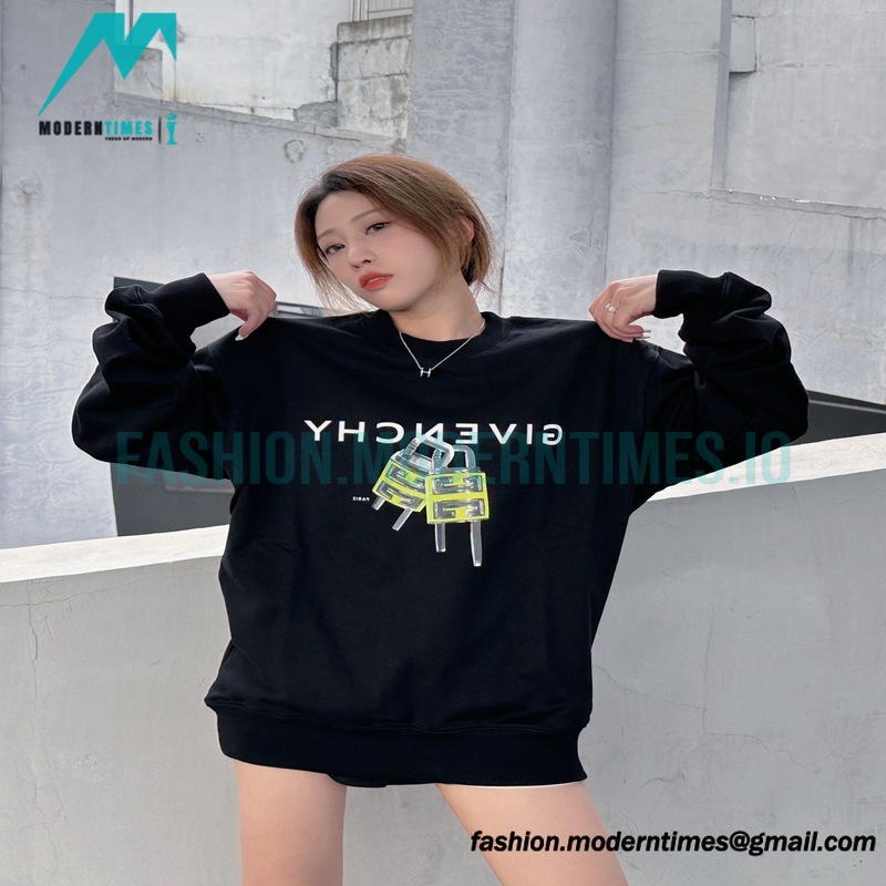 Givenchy - 22SS Reverse Letter Crewneck Hoodie