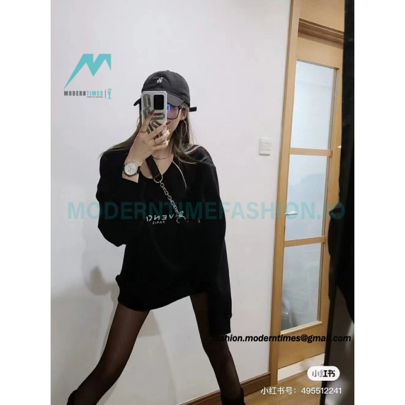 Givenchy - 22SS Damaged Letter Round Neck Hoodie