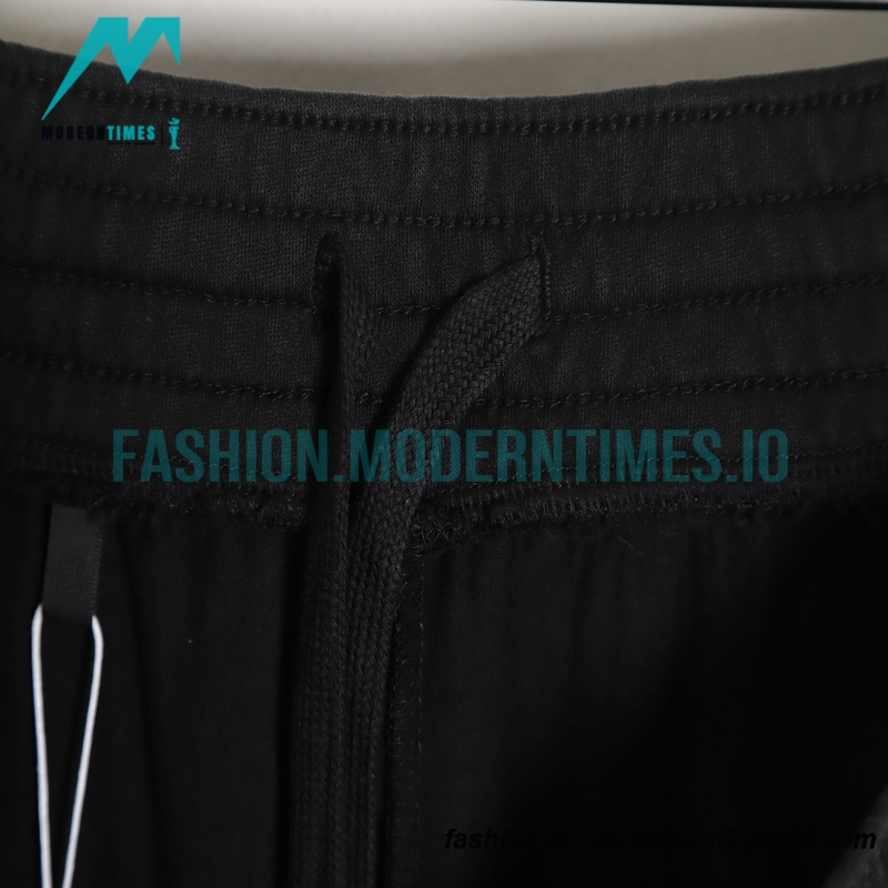 Givenchy - 23SS Ripped Print Fake Two Piece Shorts Pants