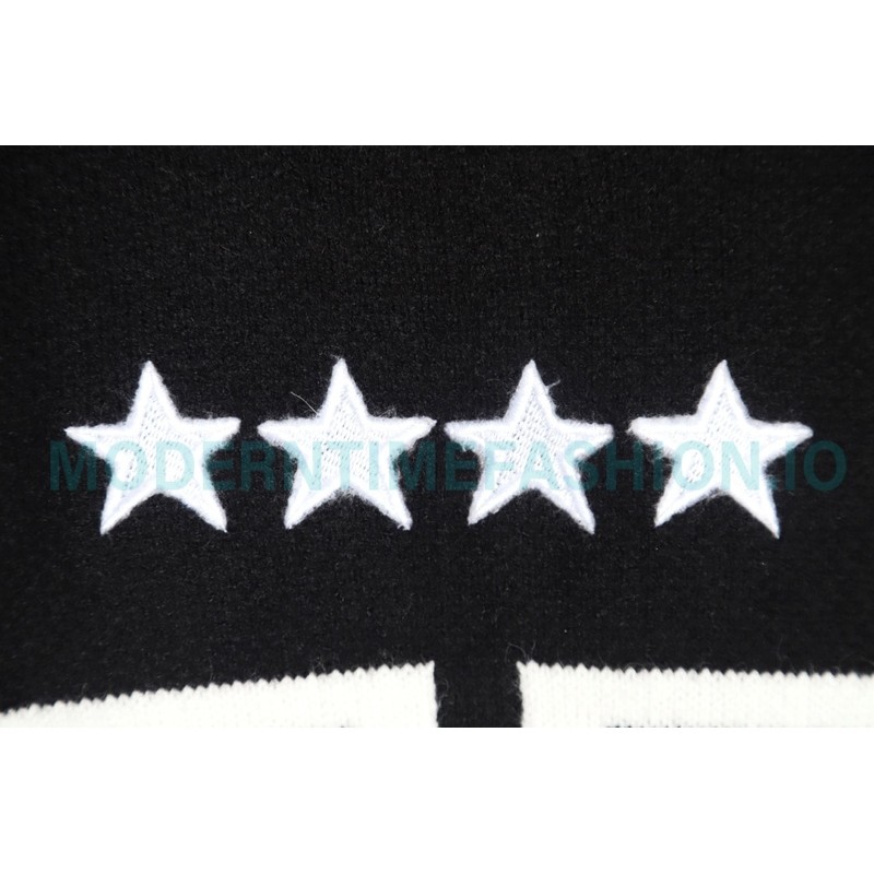 Givenchy - 23FW Four-star Letter Jacquard Crewneck Sweater