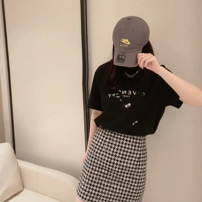 Givenchy - 23SS Visal Print Short Sleeve T-shirt