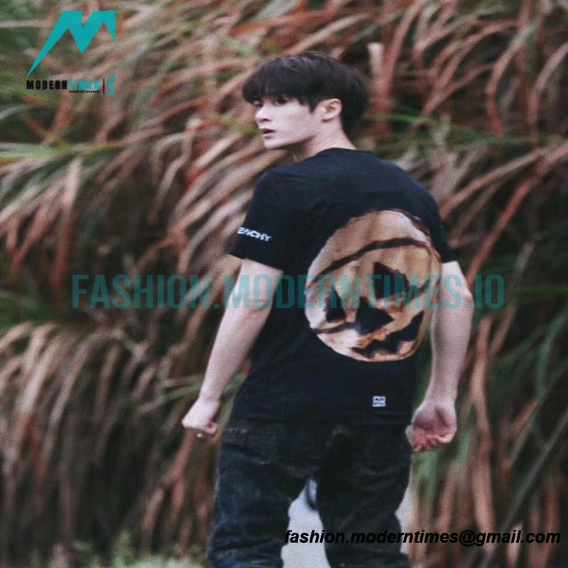 Givenchy - 23SS Pumpkin Print Short Sleeve T-shirt
