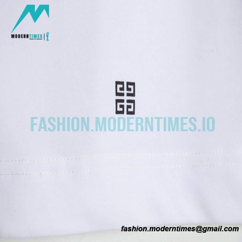 Givenchy - 22SS Reverse Letter Print Short Sleeve T-shirt