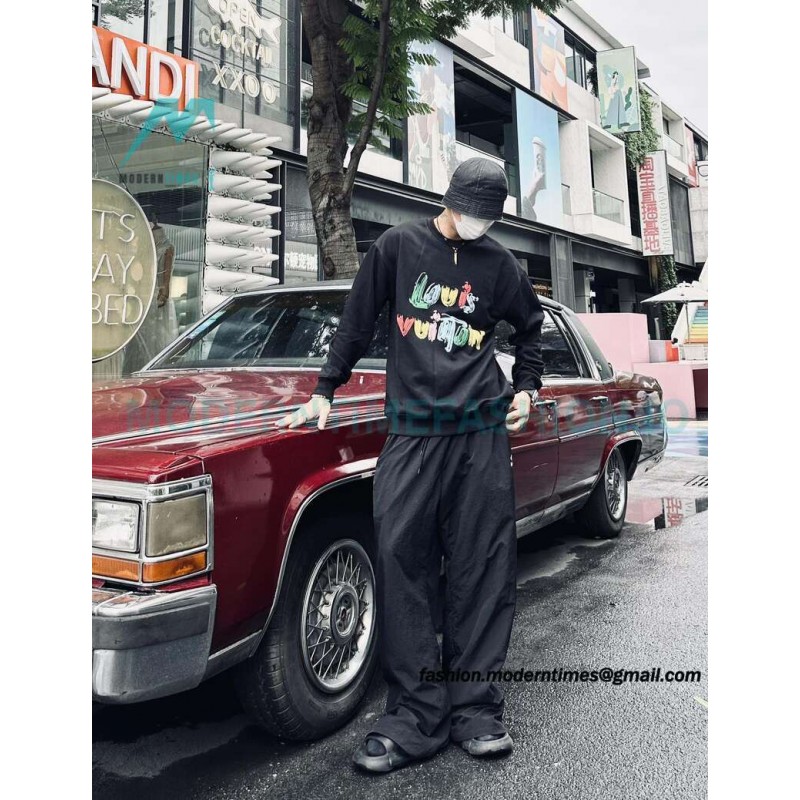Louis Vuitton - Graffiti Foam Print Crewneck Hoodie
