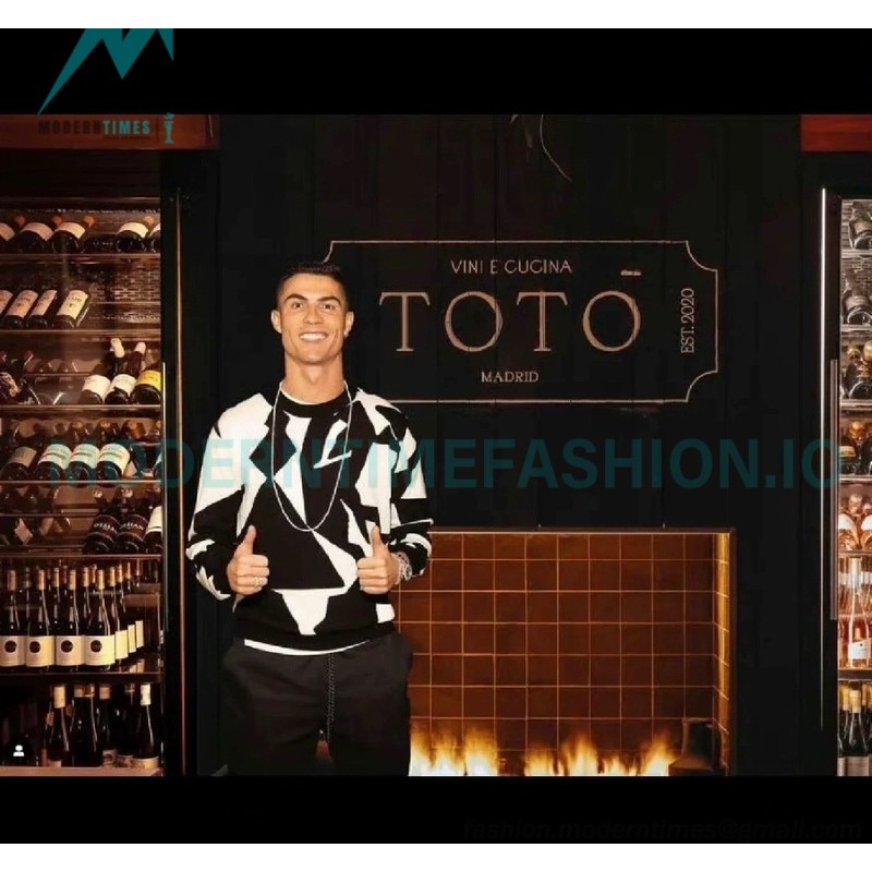 Louis Vuitton - 23FW Black And White Geometric Crewneck Sweater