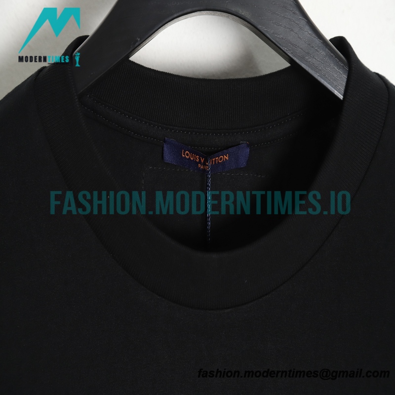 Louis Vuitton - Classic Small Aircraft Print Short Sleeve