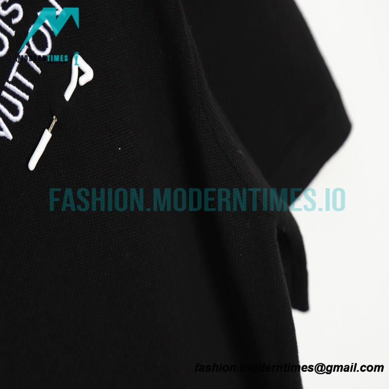 Louis Vuitton - Brooch Letter Knit Short Sleeve T-shirt