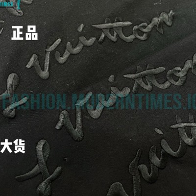  Louis Vuitton - 22SS Embroidered Letter Turtleneck With Long Sleeves
