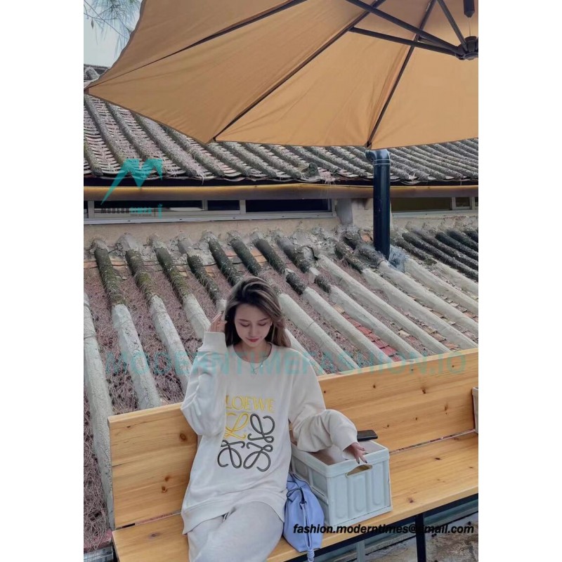 Loewe - 23FW Bright Thread Color Contrast Four-leaf Clover Embroidery Long Sleeve T-shirt