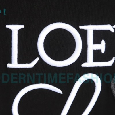 Loewe - 23FW Bright Thread Color Contrast Four-leaf Clover Embroidery Long Sleeve T-shirt