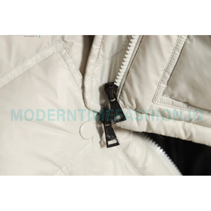 Moncler - 23FW Abbaye Logo Embroidered Short Down Jacket
